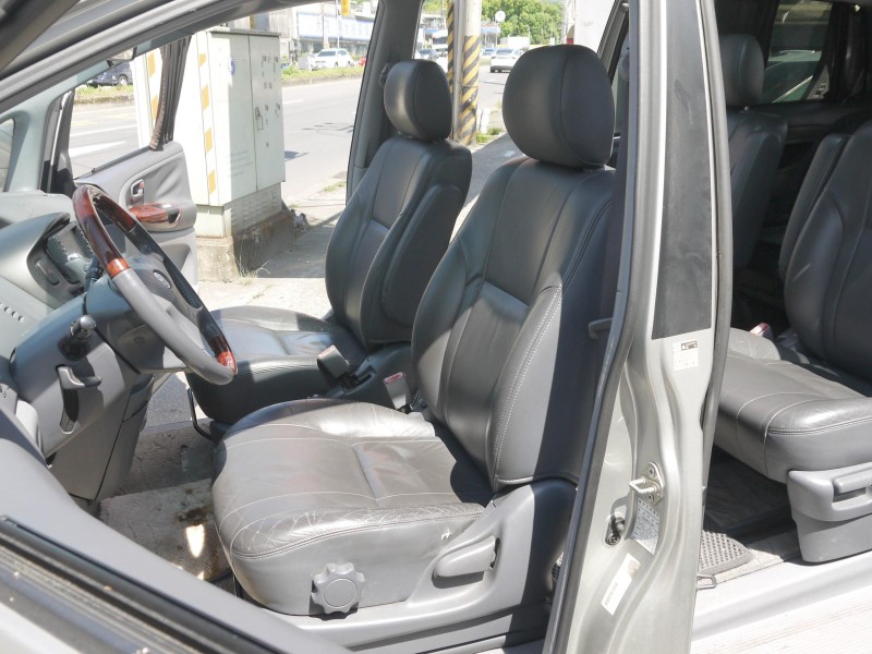 Toyota  Previa 一手車 僅跑10萬 里程保證 車況不錯 優質七人座首選 PREVIA 2.4 | 新北市汽車商業同業公會｜TACA優良車商聯盟｜中古、二手車買車賣車公會認證保固