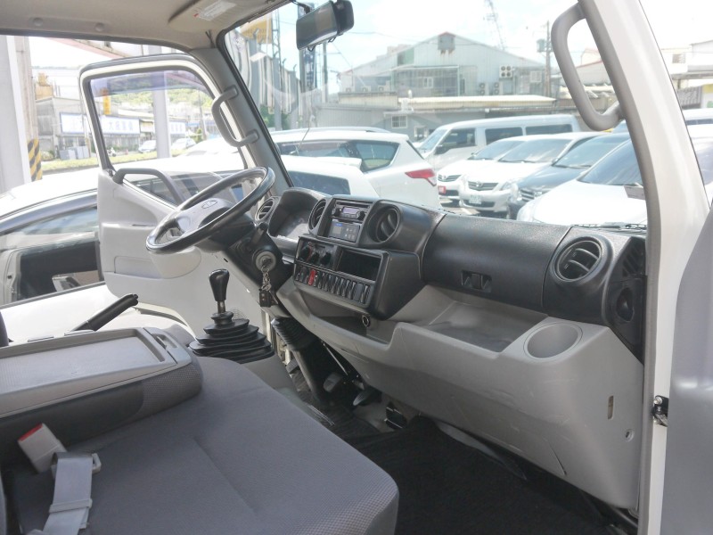 Hino  300 11尺半 -25度 大室機 冷凍速度冷房效果更快更好 HINO 300 | 新北市汽車商業同業公會｜TACA優良車商聯盟｜中古、二手車買車賣車公會認證保固