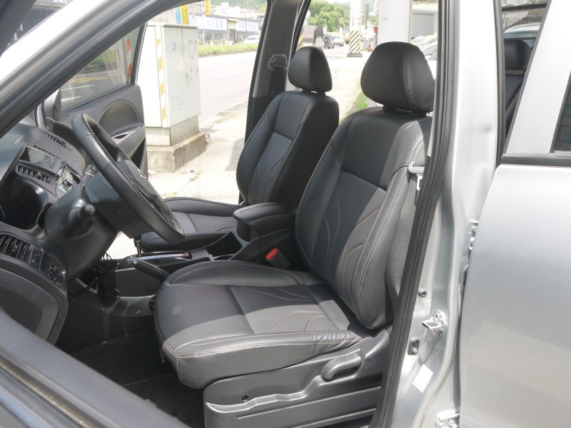 Mitsubishi  Zinger 僅跑1萬 里程保證 有定速 鋁圈 後出風口 可改貨車牌 ZINGER 2.4 | 新北市汽車商業同業公會｜TACA優良車商聯盟｜中古、二手車買車賣車公會認證保固