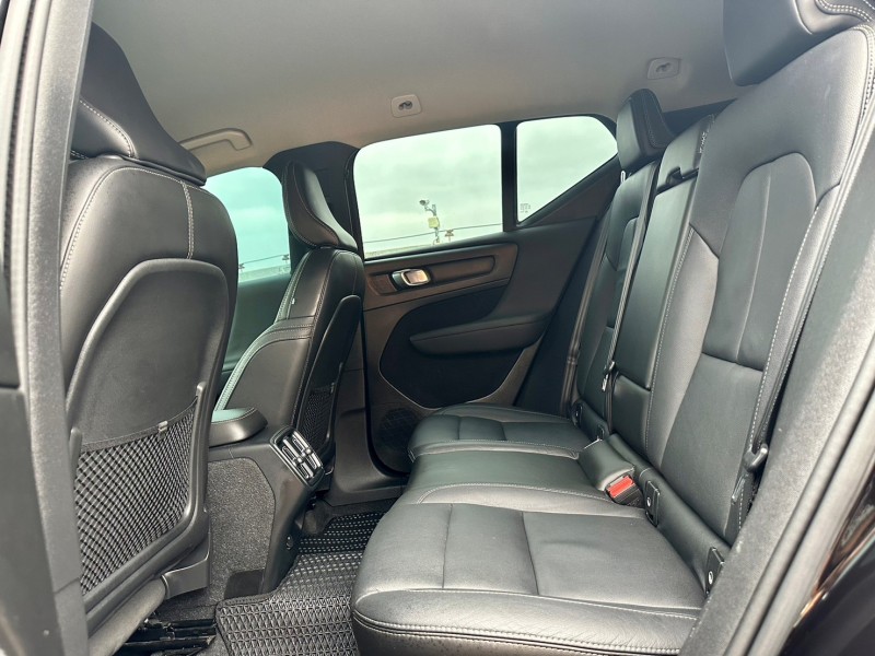 Volvo  XC40 2019型 Volvo XC40 T4 2.0 一手車 全程原廠保養 原版件認證車 | 新北市汽車商業同業公會｜TACA優良車商聯盟｜中古、二手車買車賣車公會認證保固