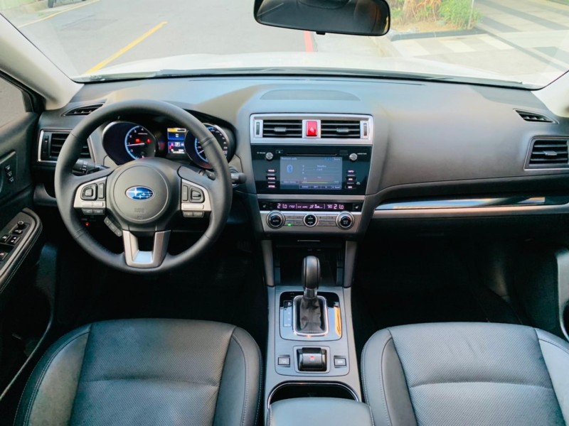 Subaru  Outback 2015 SUBARU Outback | 新北市汽車商業同業公會｜TACA優良車商聯盟｜中古、二手車買車賣車公會認證保固