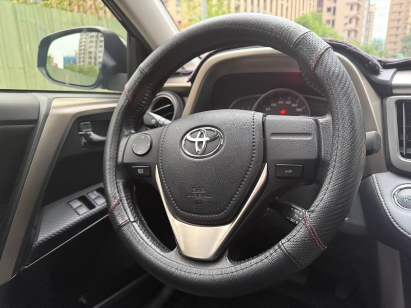 Toyota  RAV4 2015 Toyota RAV4 2.5 G | 新北市汽車商業同業公會｜TACA優良車商聯盟｜中古、二手車買車賣車公會認證保固