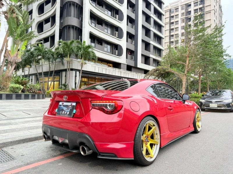 Toyota  AE86 2013 Toyota 86 2.0 Aero | 新北市汽車商業同業公會｜TACA優良車商聯盟｜中古、二手車買車賣車公會認證保固