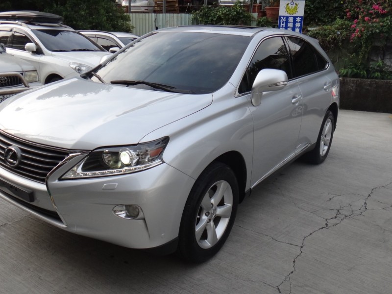 Lexus  RX 14年凌志RX270天窗旗艦電動椅導航行車紀錄器無限胎壓偵測器保證實車實價 | 新北市汽車商業同業公會｜TACA優良車商聯盟｜中古、二手車買車賣車公會認證保固