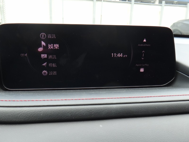 Mazda  CX-30    24式僅跑5千保證里程原廠保固中馬自達CX30換檔撥片電動椅跟車盲點aeb抬顯BOSE影音保證實車實價 | 新北市汽車商業同業公會｜TACA優良車商聯盟｜中古、二手車買車賣車公會認證保固