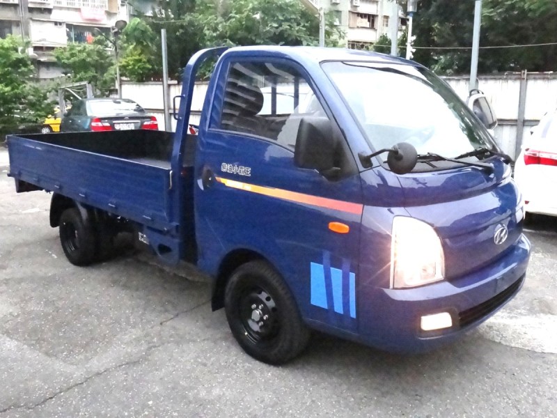 Hyundai  Porter 24式僅跑一千餘原廠保固中2.5柴油框式斗車現代波特5速手自排保證實車實價 | 新北市汽車商業同業公會｜TACA優良車商聯盟｜中古、二手車買車賣車公會認證保固