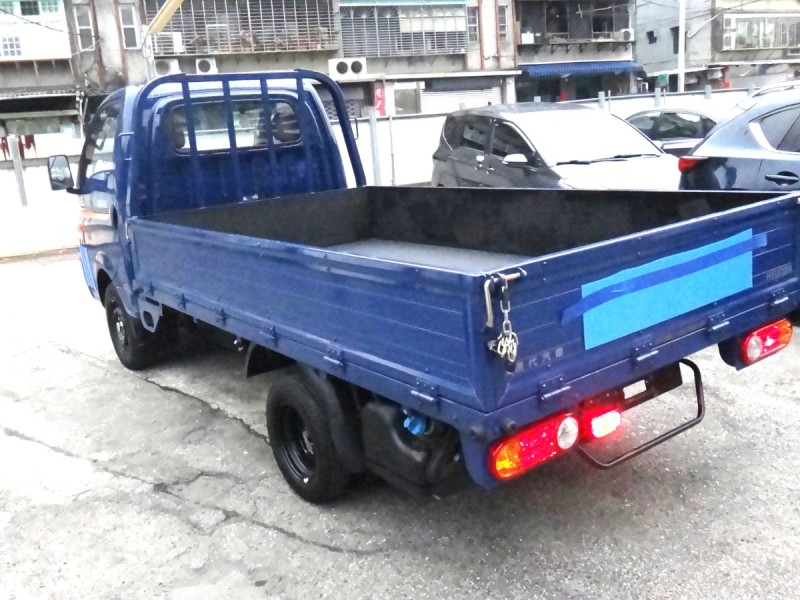 Hyundai  Porter 24式僅跑一千餘原廠保固中2.5柴油框式斗車現代波特5速手自排保證實車實價 | 新北市汽車商業同業公會｜TACA優良車商聯盟｜中古、二手車買車賣車公會認證保固