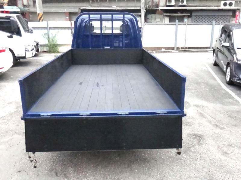 Hyundai  Porter 24式僅跑一千餘原廠保固中2.5柴油框式斗車現代波特5速手自排保證實車實價 | 新北市汽車商業同業公會｜TACA優良車商聯盟｜中古、二手車買車賣車公會認證保固