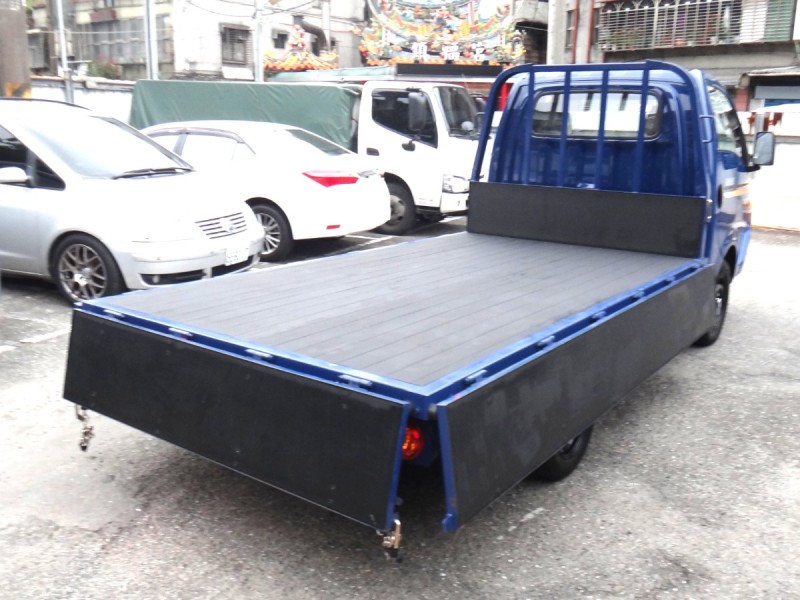 Hyundai  Porter 24式僅跑一千餘原廠保固中2.5柴油框式斗車現代波特5速手自排保證實車實價 | 新北市汽車商業同業公會｜TACA優良車商聯盟｜中古、二手車買車賣車公會認證保固