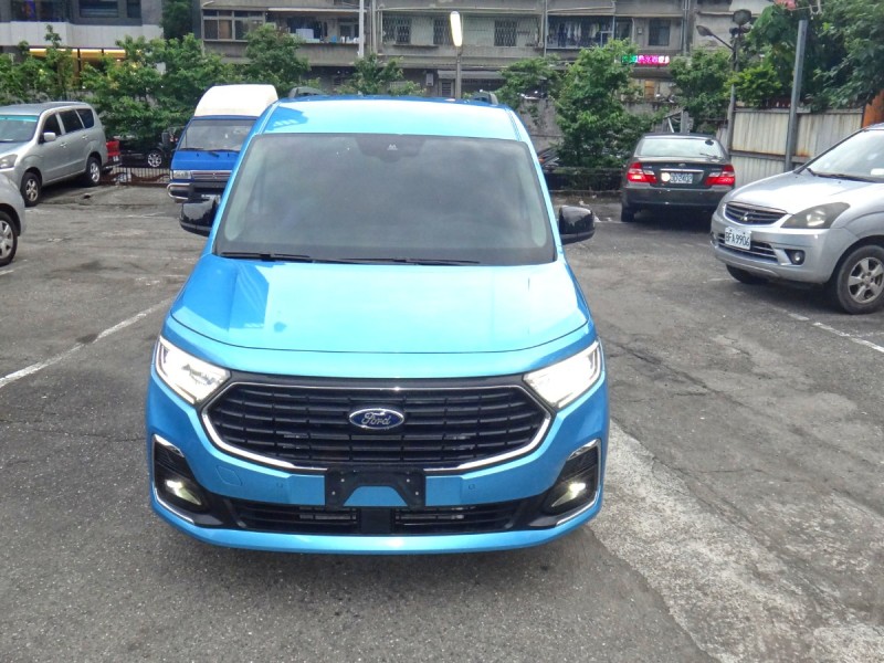 Ford/福特  TOURNEO CONNECT 24年福特旅玩家僅跑6千保固中2.0EcoBlue柴油電吸門影音前後行車紀錄跟車盲點AEB前後駐車停車雷達倒車顯影7座保證實車實價 | 新北市汽車商業同業公會｜TACA優良車商聯盟｜中古、二手車買車賣車公會認證保固