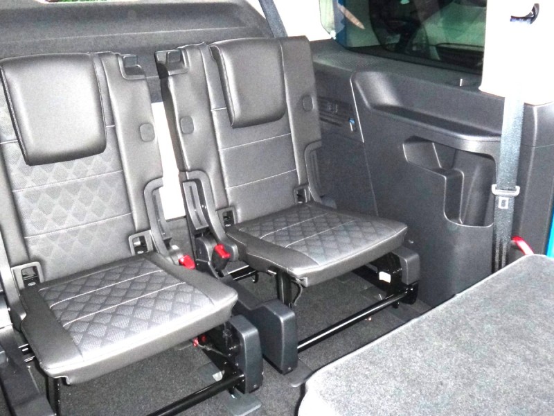 Ford/福特  TOURNEO CONNECT 24年福特旅玩家僅跑6千保固中2.0EcoBlue柴油電吸門影音前後行車紀錄跟車盲點AEB前後駐車停車雷達倒車顯影7座保證實車實價 | 新北市汽車商業同業公會｜TACA優良車商聯盟｜中古、二手車買車賣車公會認證保固