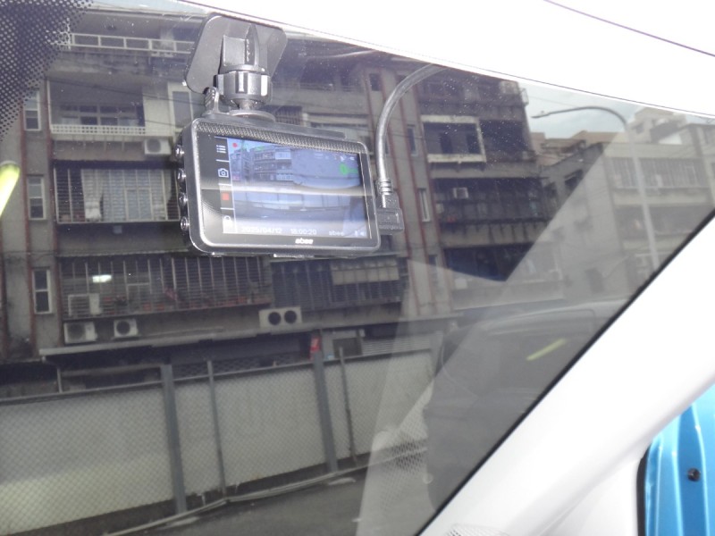 Ford/福特  TOURNEO CONNECT 24年福特旅玩家僅跑6千保固中2.0EcoBlue柴油電吸門影音前後行車紀錄跟車盲點AEB前後駐車停車雷達倒車顯影7座保證實車實價 | 新北市汽車商業同業公會｜TACA優良車商聯盟｜中古、二手車買車賣車公會認證保固