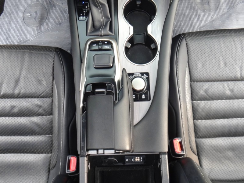 Lexus  RX 16年凌志RX450H全景F-SPORT版跟車盲點抬顯四傳油電極致白黑內裝保證里程實車實價 | 新北市汽車商業同業公會｜TACA優良車商聯盟｜中古、二手車買車賣車公會認證保固