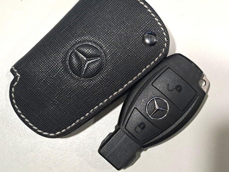 Mercedes-Benz/賓士   V-CLASS  Vito 22式實跑5萬1手車純自用賓士VitoTOURER後輪驅動柴油2.0雙渦輪190匹頂級9座小客車 | 新北市汽車商業同業公會｜TACA優良車商聯盟｜中古、二手車買車賣車公會認證保固