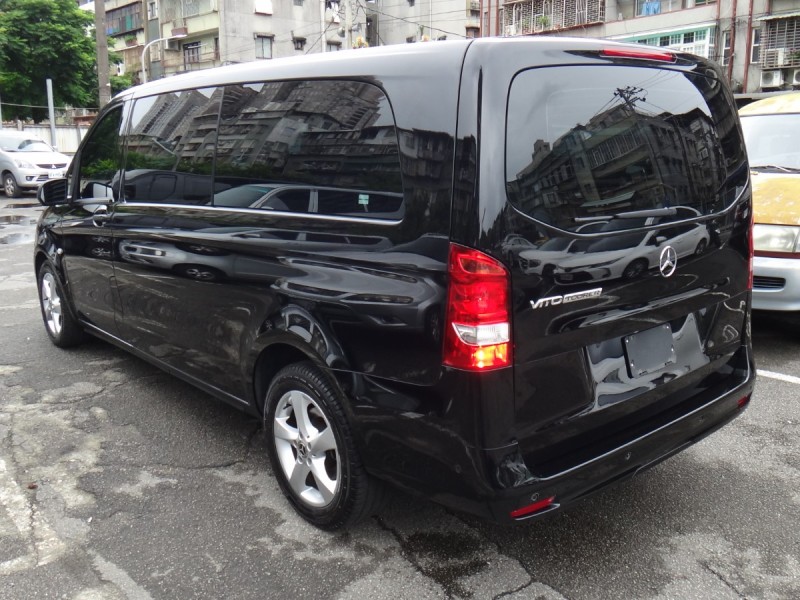Mercedes-Benz/賓士   V-CLASS  Vito 22式實跑5萬1手車純自用賓士VitoTOURER後輪驅動柴油2.0雙渦輪190匹頂級9座小客車 | 新北市汽車商業同業公會｜TACA優良車商聯盟｜中古、二手車買車賣車公會認證保固