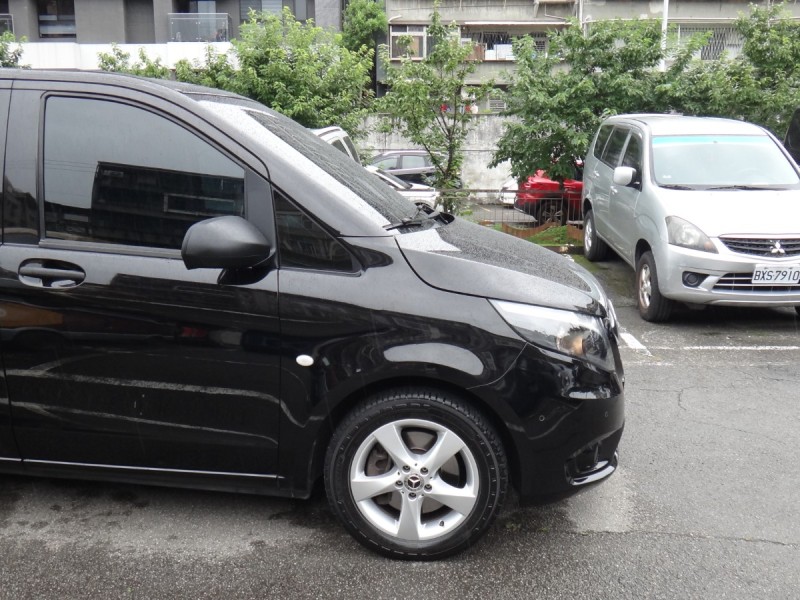 Mercedes-Benz/賓士   V-CLASS  Vito 22式實跑5萬1手車純自用賓士VitoTOURER後輪驅動柴油2.0雙渦輪190匹頂級9座小客車 | 新北市汽車商業同業公會｜TACA優良車商聯盟｜中古、二手車買車賣車公會認證保固