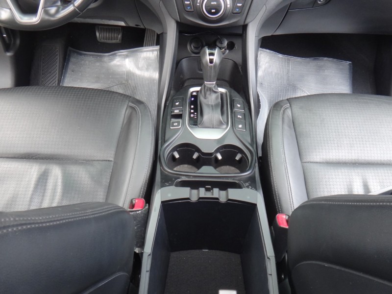 Hyundai  Santa Fe    17年保證里程現代山土匪4傳車頂架全景抬顯前後行車紀錄器原廠車側踏板自動停車導引保證實車實價 | 新北市汽車商業同業公會｜TACA優良車商聯盟｜中古、二手車買車賣車公會認證保固