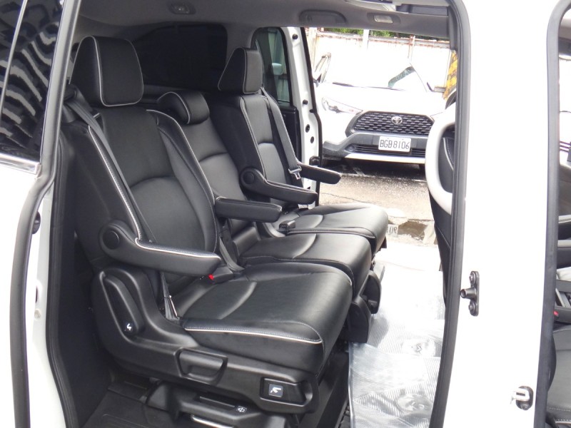 Honda  Odyssey 實跑5萬原廠保養21年本田奧德塞Touring3.5v6正佳天窗跟車快撥保證實車 | 新北市汽車商業同業公會｜TACA優良車商聯盟｜中古、二手車買車賣車公會認證保固
