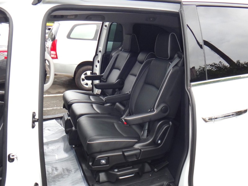 Honda  Odyssey 實跑5萬原廠保養21年本田奧德塞Touring3.5v6正佳天窗跟車快撥保證實車 | 新北市汽車商業同業公會｜TACA優良車商聯盟｜中古、二手車買車賣車公會認證保固