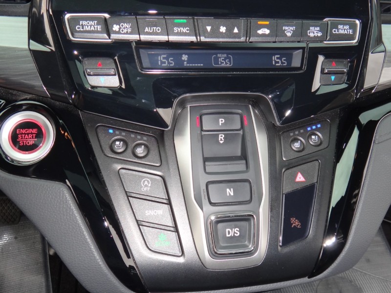 Honda  Odyssey 實跑5萬原廠保養21年本田奧德塞Touring3.5v6正佳天窗跟車快撥保證實車 | 新北市汽車商業同業公會｜TACA優良車商聯盟｜中古、二手車買車賣車公會認證保固