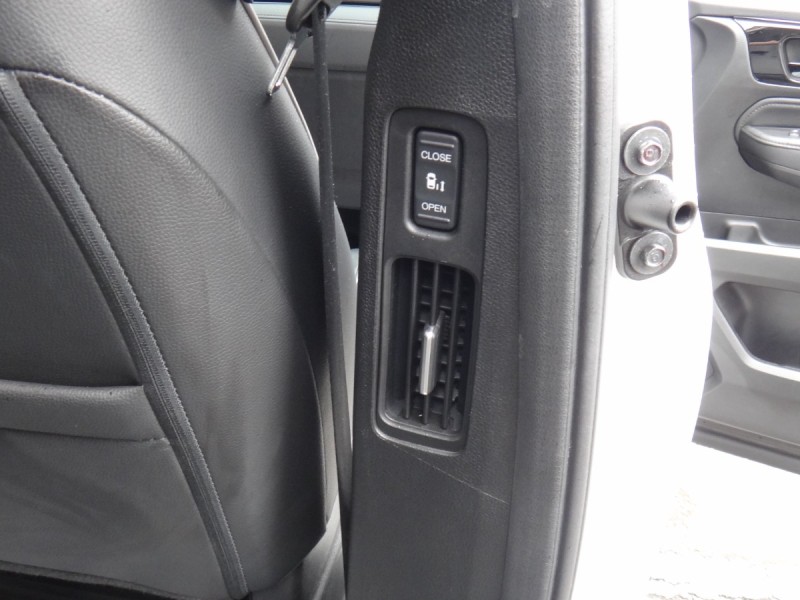 Honda  Odyssey 實跑5萬原廠保養21年本田奧德塞Touring3.5v6正佳天窗跟車快撥保證實車 | 新北市汽車商業同業公會｜TACA優良車商聯盟｜中古、二手車買車賣車公會認證保固