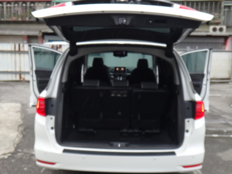 Honda  Odyssey 實跑5萬原廠保養21年本田奧德塞Touring3.5v6正佳天窗跟車快撥保證實車 | 新北市汽車商業同業公會｜TACA優良車商聯盟｜中古、二手車買車賣車公會認證保固