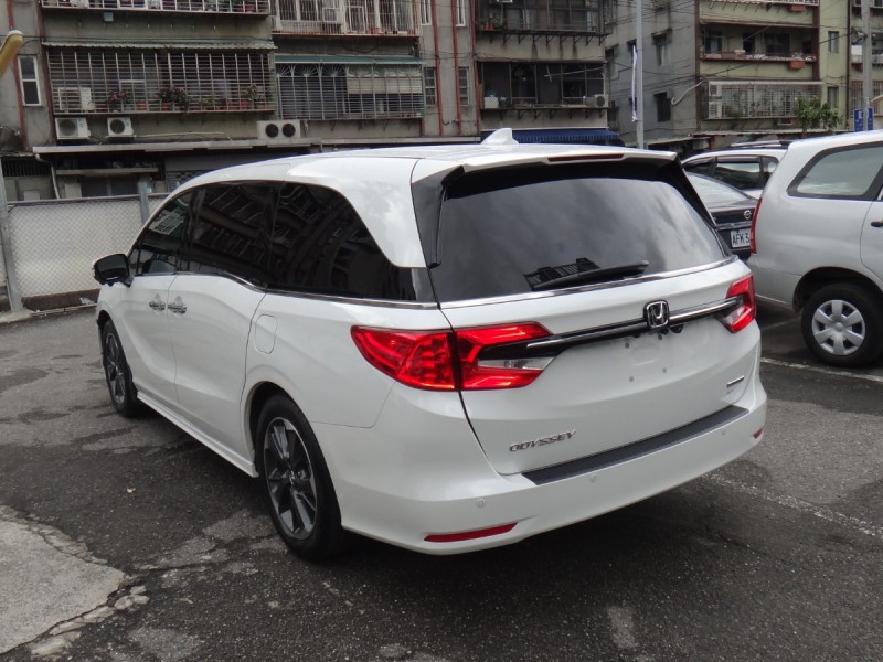 Honda  Odyssey 實跑5萬原廠保養21年本田奧德塞Touring3.5v6正佳天窗跟車快撥保證實車 | 新北市汽車商業同業公會｜TACA優良車商聯盟｜中古、二手車買車賣車公會認證保固