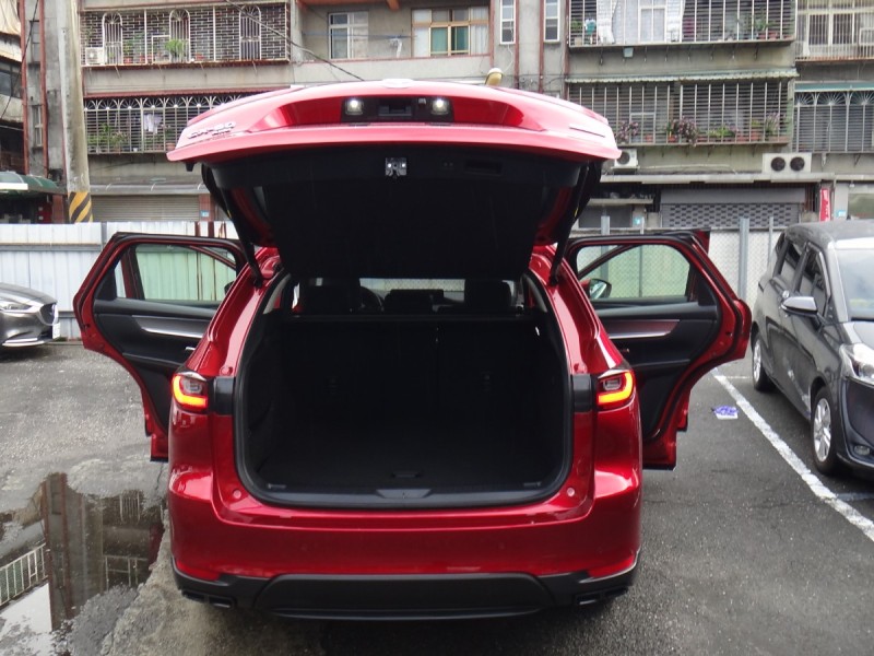 Mazda  CX-60    24年式僅跑6千原廠保固中馬自達旗艦4傳CX60跟車盲點AEB保證實車實價 | 新北市汽車商業同業公會｜TACA優良車商聯盟｜中古、二手車買車賣車公會認證保固