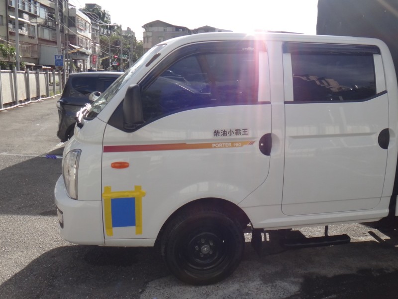 Hyundai  Porter 21年保證里程現代PORTERPRO2.5CRDi小霸王5速手自排雙箱升降遙控尾門附升降遙控帆布前後行車紀錄器案卓影音盲點偵側防滑循跡保證實車實價 | 新北市汽車商業同業公會｜TACA優良車商聯盟｜中古、二手車買車賣車公會認證保固