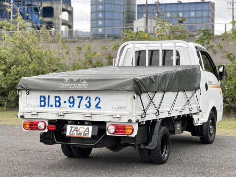 Hyundai  Porter 【只跑４萬 原廠保養，豪華一廂半 自排！】2022年式 現代 PORTER | 新北市汽車商業同業公會｜TACA優良車商聯盟｜中古、二手車買車賣車公會認證保固