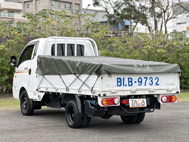 Hyundai  Porter 【只跑４萬 原廠保養，豪華一廂半 自排！】2022年式 現代 PORTER | 新北市汽車商業同業公會｜TACA優良車商聯盟｜中古、二手車買車賣車公會認證保固