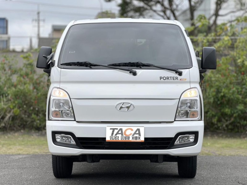 Hyundai  Porter 【只跑４萬 原廠保養，豪華一廂半 自排！】2022年式 現代 PORTER | 新北市汽車商業同業公會｜TACA優良車商聯盟｜中古、二手車買車賣車公會認證保固