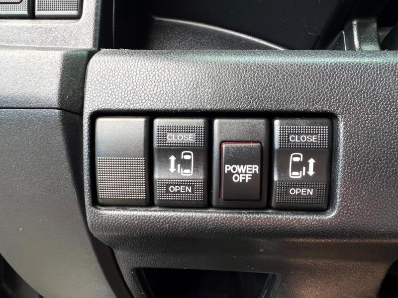 Mazda  Mazda5 正７人座休旅│雙電動側滑門│電動天窗│HID頭燈│影音導航│定速│MAZDA 5 | 新北市汽車商業同業公會｜TACA優良車商聯盟｜中古、二手車買車賣車公會認證保固