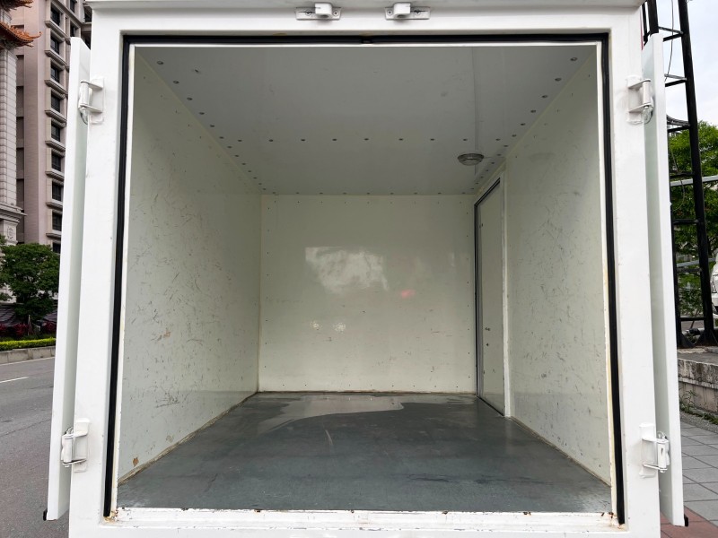 Mitsubishi  Veryca 2021 CMC Veryca A190 貨車 中華 菱利 後廂 超低里程 只跑3萬 原廠保養 全車如新 可認證 商用車 | 新北市汽車商業同業公會｜TACA優良車商聯盟｜中古、二手車買車賣車公會認證保固