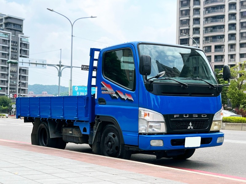 Mitsubishi  Canter 2007 Mitsubishi Canter 10呎 四期 超低里程 只跑26萬 車況超讚 鐵斗 變更5噸 堅達 貨車 | 新北市汽車商業同業公會｜TACA優良車商聯盟｜中古、二手車買車賣車公會認證保固