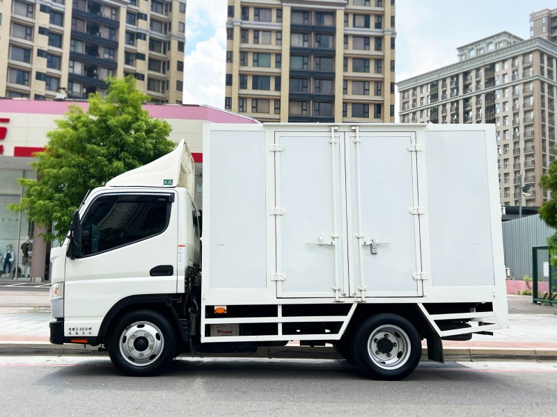 Mitsubishi  Canter 2019 Mitsubishi Canter 10尺半 高廂 只跑12萬 全車超漂亮 原廠保養 三菱 堅達 貨車 商用車 | 新北市汽車商業同業公會｜TACA優良車商聯盟｜中古、二手車買車賣車公會認證保固
