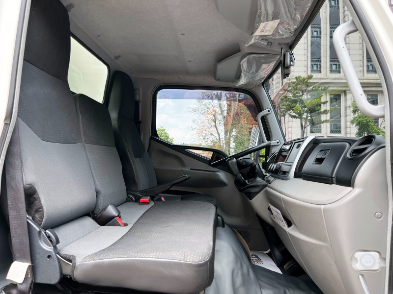 Mitsubishi  Canter 2019 Mitsubishi Canter 10尺半 高廂 只跑12萬 全車超漂亮 原廠保養 三菱 堅達 貨車 商用車 | 新北市汽車商業同業公會｜TACA優良車商聯盟｜中古、二手車買車賣車公會認證保固