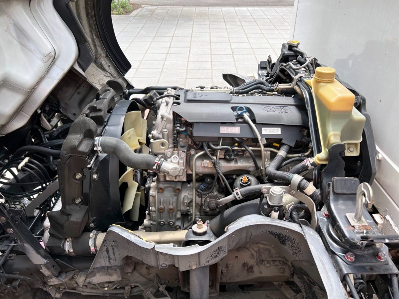 Mitsubishi  Canter 2019 Mitsubishi Canter 10尺半 高廂 只跑12萬 全車超漂亮 原廠保養 三菱 堅達 貨車 商用車 | 新北市汽車商業同業公會｜TACA優良車商聯盟｜中古、二手車買車賣車公會認證保固