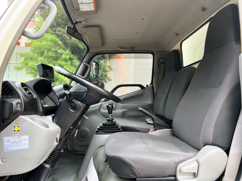 Hino  300 2021 HINO 300 11呎半 4芯升降尾門 車況超讚 全車如新 貨車 商用車 日野 6期環保 出廠5噸 實車實價 | 新北市汽車商業同業公會｜TACA優良車商聯盟｜中古、二手車買車賣車公會認證保固