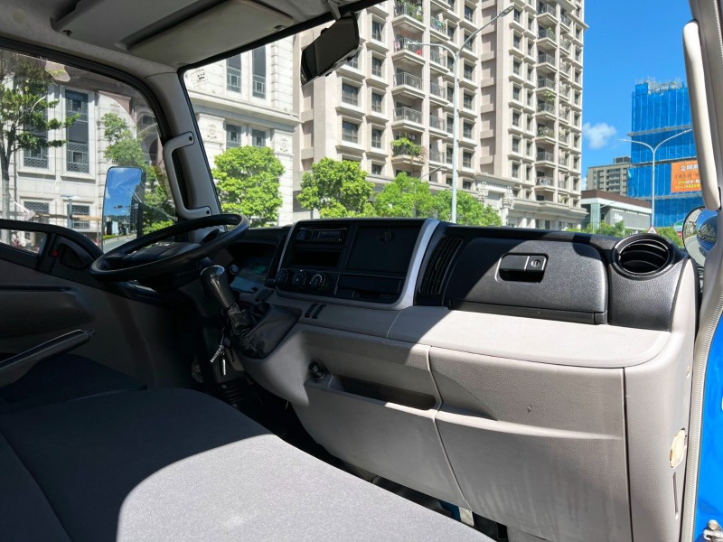 Mitsubishi  Canter 2019 MITSUBISHI CANTER 11呎半 升降尾門 電動升降篷 只跑10萬 原廠保養 堅達 貨車 商用車  | 新北市汽車商業同業公會｜TACA優良車商聯盟｜中古、二手車買車賣車公會認證保固