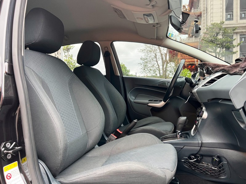 Ford/福特  Fiesta 2013 Ford Fiesta 1.6運動版 全車如新 只跑11萬 車況超讚 全新輪胎 熱門車 掀背車 福特 菲仕塔 | 新北市汽車商業同業公會｜TACA優良車商聯盟｜中古、二手車買車賣車公會認證保固