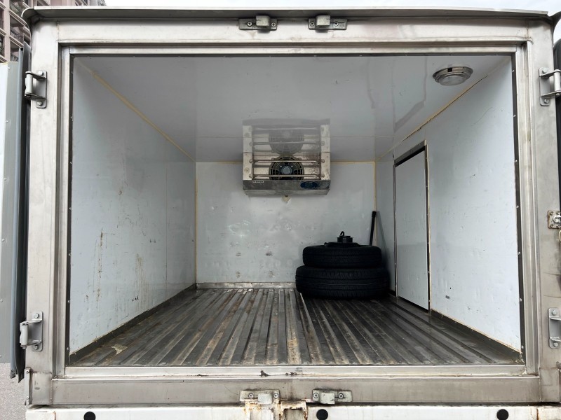 Hyundai  Porter 2022 Hyundai Porter 2.5 雙廂6人座 -25冷凍車 自排 只跑2萬 原廠保養 現代 小霸王 貨車 | 新北市汽車商業同業公會｜TACA優良車商聯盟｜中古、二手車買車賣車公會認證保固