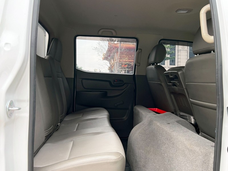 Hyundai  Porter 2022 Hyundai Porter 2.5 雙廂6人座 -25冷凍車 自排 只跑2萬 原廠保養 現代 小霸王 貨車 | 新北市汽車商業同業公會｜TACA優良車商聯盟｜中古、二手車買車賣車公會認證保固
