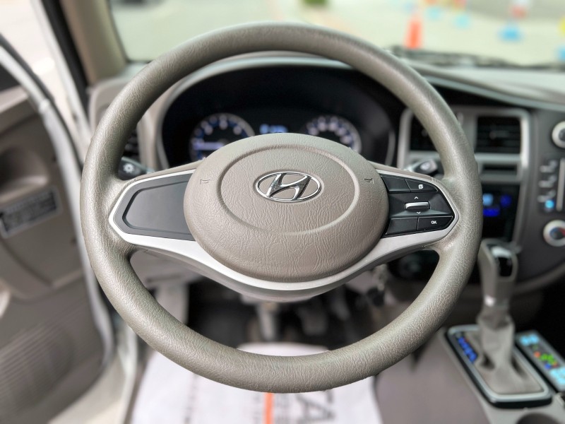 Hyundai  Porter 2022 Hyundai Porter 2.5 雙廂6人座 -25冷凍車 自排 只跑2萬 原廠保養 現代 小霸王 貨車 | 新北市汽車商業同業公會｜TACA優良車商聯盟｜中古、二手車買車賣車公會認證保固