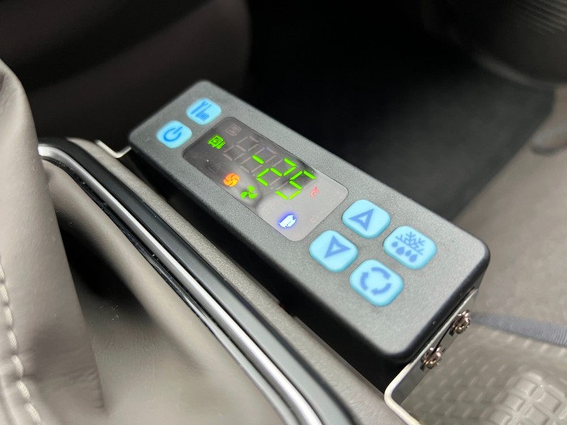 Hyundai  Porter 2022 Hyundai Porter 2.5 雙廂6人座 -25冷凍車 自排 只跑2萬 原廠保養 現代 小霸王 貨車 | 新北市汽車商業同業公會｜TACA優良車商聯盟｜中古、二手車買車賣車公會認證保固