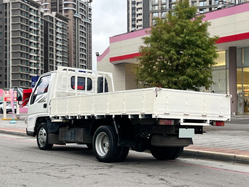 Mitsubishi  LEADCA 2014 CMC Leadca 中華 新達 長軸 11尺8 全新木斗 3.5噸 貨車 商用車 只跑15萬 手排 實車實價 | 新北市汽車商業同業公會｜TACA優良車商聯盟｜中古、二手車買車賣車公會認證保固