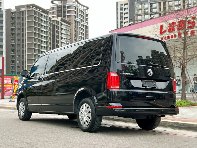 Volkswagen 福斯  T6  T6 CARAVELLE 2018 Volkswagen Caravelle T6 9人座 2+2+2+3 全車超漂亮 車況超讚 福斯 箱型車 | 新北市汽車商業同業公會｜TACA優良車商聯盟｜中古、二手車買車賣車公會認證保固
