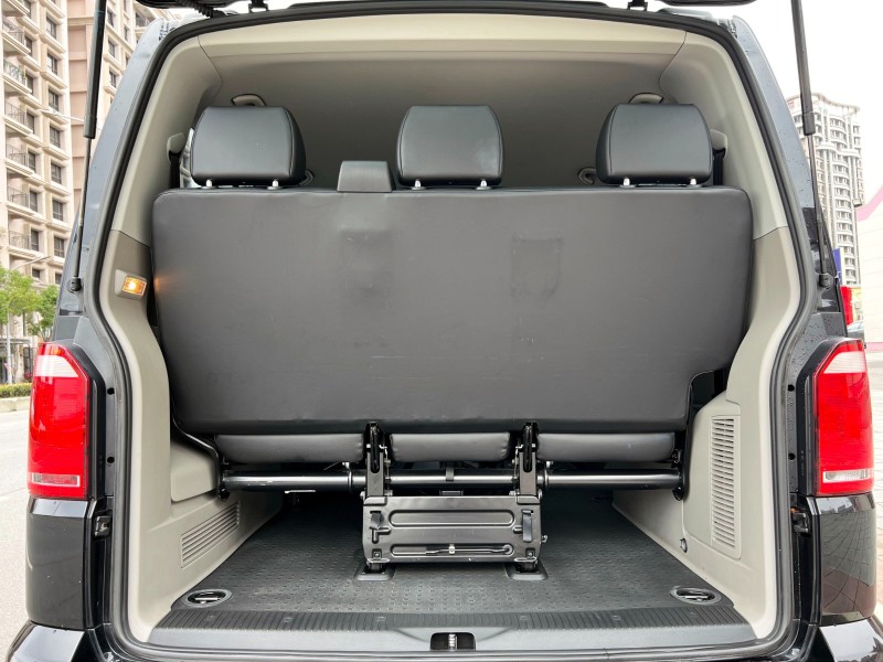 Volkswagen 福斯  T6  T6 CARAVELLE 2018 Volkswagen Caravelle T6 9人座 2+2+2+3 全車超漂亮 車況超讚 福斯 箱型車 | 新北市汽車商業同業公會｜TACA優良車商聯盟｜中古、二手車買車賣車公會認證保固