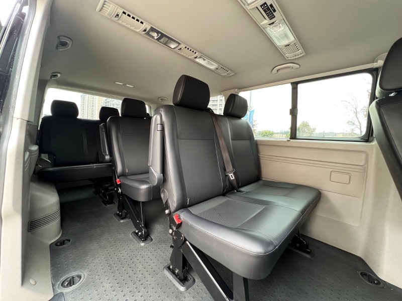 Volkswagen 福斯  T6  T6 CARAVELLE 2018 Volkswagen Caravelle T6 9人座 2+2+2+3 全車超漂亮 車況超讚 福斯 箱型車 | 新北市汽車商業同業公會｜TACA優良車商聯盟｜中古、二手車買車賣車公會認證保固