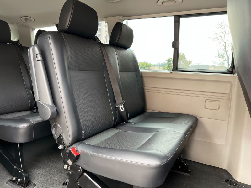 Volkswagen 福斯  T6  T6 CARAVELLE 2018 Volkswagen Caravelle T6 9人座 2+2+2+3 全車超漂亮 車況超讚 福斯 箱型車 | 新北市汽車商業同業公會｜TACA優良車商聯盟｜中古、二手車買車賣車公會認證保固